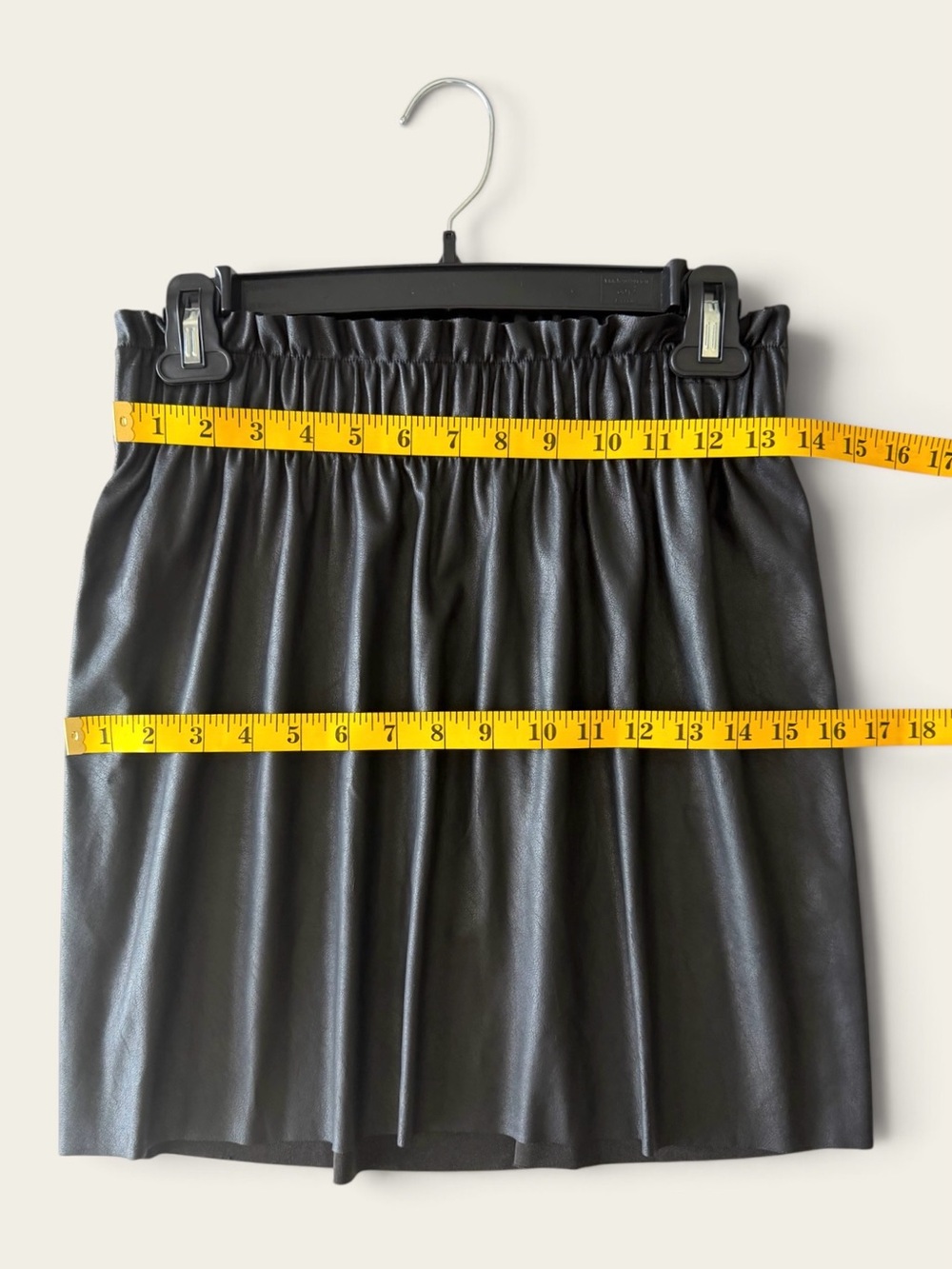 Show Me Your MuMu Black Faux Leather Elastic-Waist Mini Skirt - Picture 4 of 6